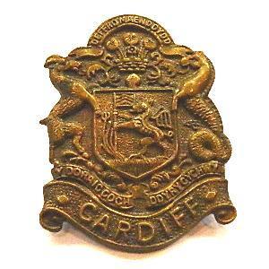 Cap badge of the Cardiff Pals