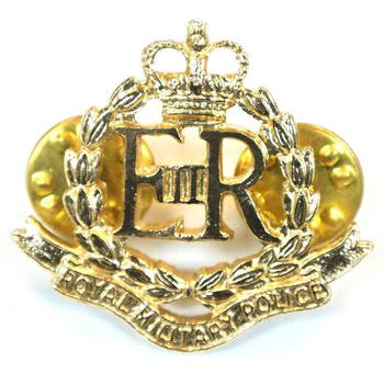 Collar badge Royal Military Police (pair)