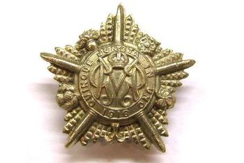 Machine Gun Guards MGG Cap Badge White Metal