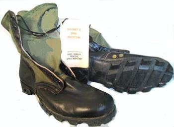 Jungle Boots - Vietnam era British / US  Jungle Issue olive green / black boots