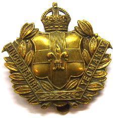 Lincolnshire Yeomanry Cap Badge Brass - main image