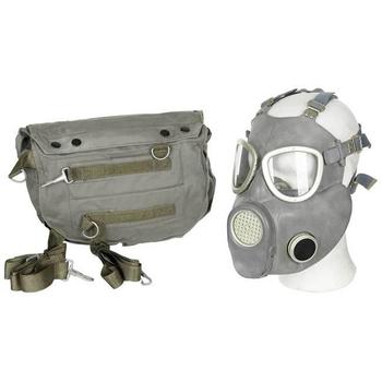 Polish MP4 Bulldog Gas Mask / Respirator Complete With Bag - main image