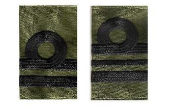 Royal Naval Olive Drab Lieutenant Commander Epaulette Rank Slide - main image