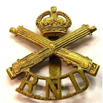 Machine Gun BN RN Division Cap Badge - main image