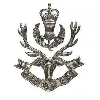 2 Piece Officers Cap Badge for the Queens Own Highlanders Regiment