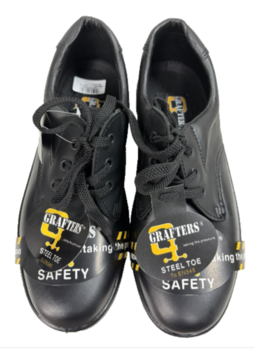 Safety Shoes Quality Uniform Internal Safety Shoe (M944A) Size 11 Only - main image