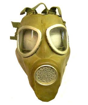 Gas Mask Respirator Vintage Yugoslavian Bulldog Army Gas Mask Olive Green In Colour wWith Bag - main image