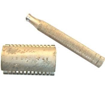 British Army Issue Wartime Razor - main image