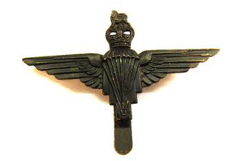 Parachute Para Regiment Cap Badges - main image