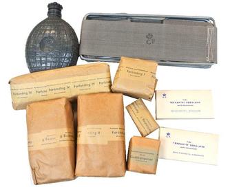 Air Force First Aid Kit Genuine Civil Defence RAF Type First Aid Pack With Contents And Bag - main image