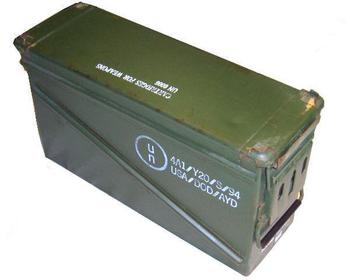 40mm Ammo Box Genuine U.S Military Tough Green PA120 Metal Ammo Box ( 15cm x 44cm x 25cm) - main image