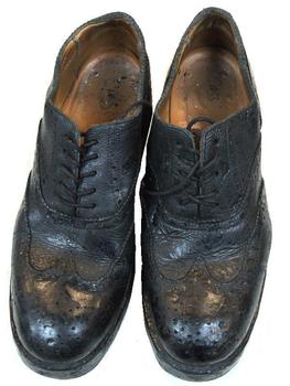 Scottish black brogue shoe - main image