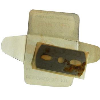 Vintage 3 Point Kleen Razor Blade - main image