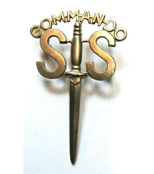 No 2 Commando White Metal Cap Badge With / Without Scroll  - main image