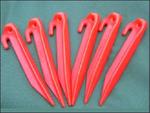 6 Inch Plastic Pegs